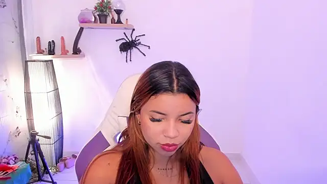 scarlett enjoy1 online show from October 29, 2025, 1:10 pm