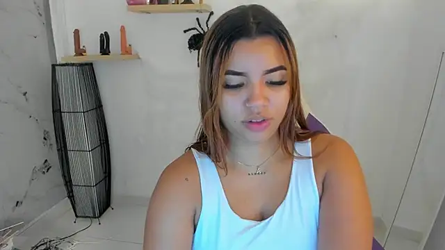 scarlett enjoy1 online show from October 11, 2025, 2:56 am