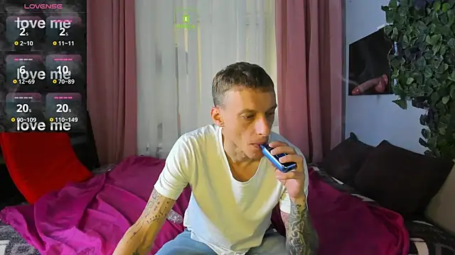 InkedJames online show from September 14, 2025, 4:24 am