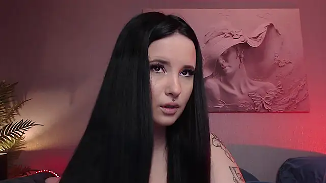 MikaSnake online show from September 10, 2025, 8:41 pm