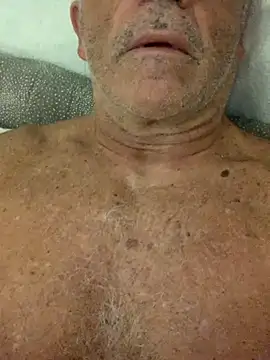 Snapshot of MARCO_NI chatting on October 8, 2025, 9:04 pm MARCO NI online show from October 8, 2025, 9:04 pm