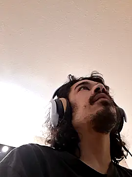 Snapshot of MeTazty294 chatting on October 21, 2025, 5:45 pm MeTazty294 online show from October 21, 2025, 5:45 pm