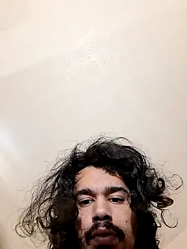 Snapshot of MeTazty294 chatting on October 19, 2025, 8:00 pm MeTazty294 online show from October 19, 2025, 8:00 pm