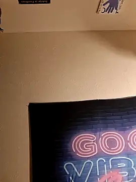 Snapshot of MeTazty294 chatting on September 18, 2025, 2:25 am MeTazty294 online show from September 18, 2025, 2:25 am