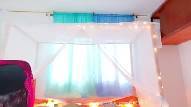 loreaniss online show from January 31, 2026, 9:24 pm