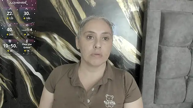 Snapshot of mature_gold chatting on October 13, 2025, 12:29 pm mature gold online show from October 13, 2025, 12:29 pm