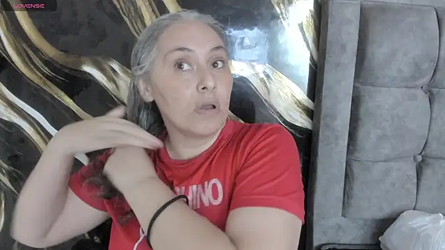 Snapshot of mature_gold chatting on October 2, 2025, 1:25 pm mature gold online show from October 2, 2025, 1:25 pm