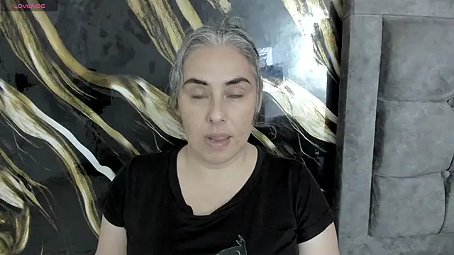 Snapshot of mature_gold chatting on September 26, 2025, 12:34 pm mature gold online show from September 26, 2025, 12:34 pm