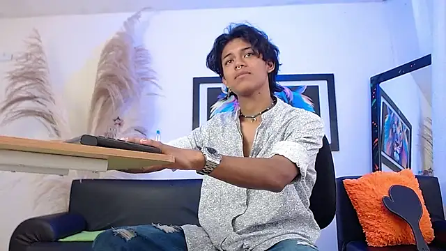 dreyk20 online show from October 9, 2025, 2:06 pm