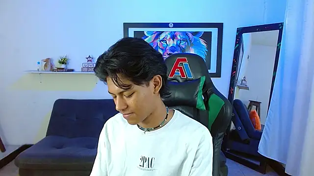 dreyk20 online show from November 11, 2025, 2:12 pm