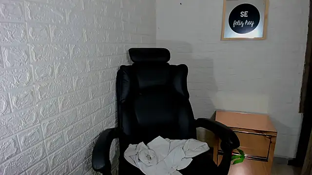 Snapshot of Arthemisa_tay69 chatting on September 24, 2025, 4:19 am Arthemisa tay69 online show from September 24, 2025, 4:19 am