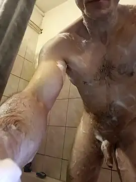 Radsjxh online show from January 17, 2026, 8:34 pm