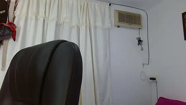 BriggiteSkyAngels online show from October 6, 2025, 1:40 am