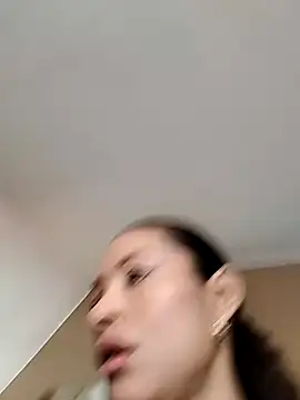 Snapshot of SofiaDelicia chatting on October 15, 2025, 1:52 pm SofiaDelicia online show from October 15, 2025, 1:52 pm