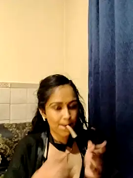 cute indianxo online show from April 7, 2026, 5:15 pm