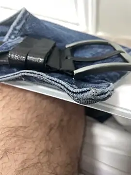 Heros2000 online show from November 6, 2025, 10:30 am