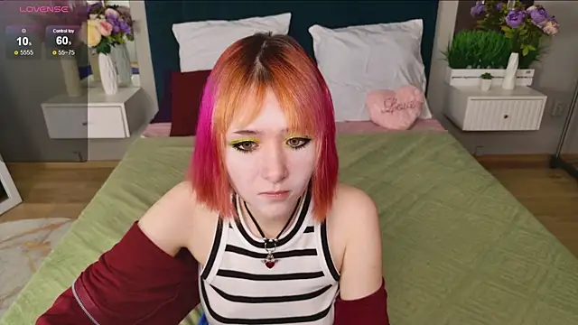 Snapshot of Ketrin_Jones chatting on September 26, 2025, 4:52 am Ketrin Jones online show from September 26, 2025, 4:52 am