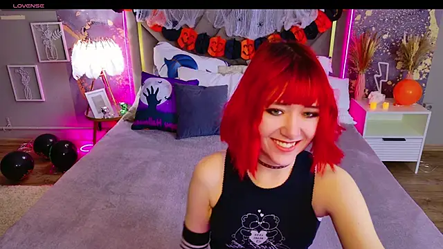 Snapshot of Ketrin_Jones chatting on October 25, 2025, 5:06 am Ketrin Jones online show from October 25, 2025, 5:06 am