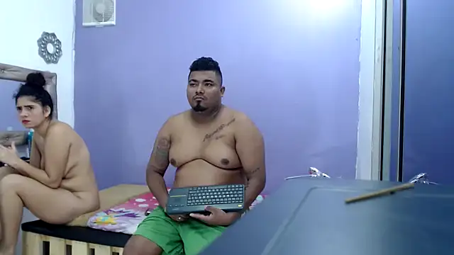 Snapshot of milan_sofia69 chatting on October 10, 2025, 10:43 pm milan sofia69 online show from October 10, 2025, 10:43 pm