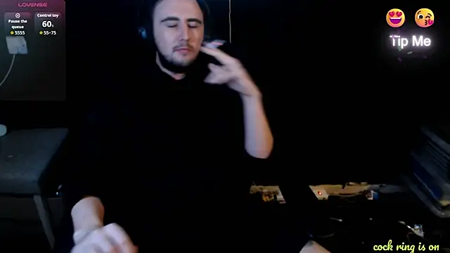 Snapshot of cjhouse96 chatting on October 19, 2025, 12:52 pm cjhouse96 online show from October 19, 2025, 12:52 pm