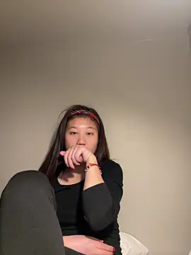 Snapshot of xena0501 chatting on February 11, 2026, 2:17 pm xena0501 online show from February 11, 2026, 2:17 pm