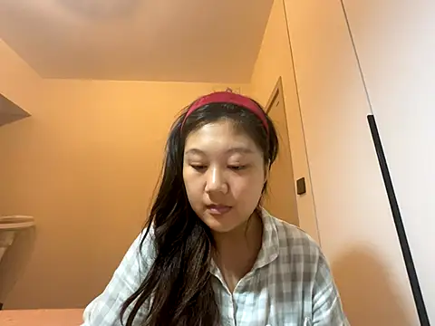 Snapshot of xena0501 chatting on October 16, 2025, 4:15 pm xena0501 online show from October 16, 2025, 4:15 pm