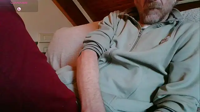 Vrenico-SC online show from March 8, 2026, 2:42 pm