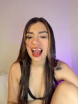 AmaiaSalvatore online show from November 14, 2025, 12:47 am