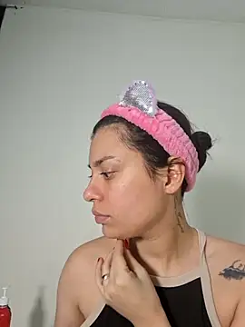 Snapshot of AmaiaSalvatore chatting on October 2, 2025, 9:40 pm AmaiaSalvatore online show from October 2, 2025, 9:40 pm