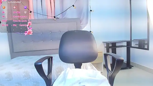 saray reese online show from October 3, 2025, 12:28 pm