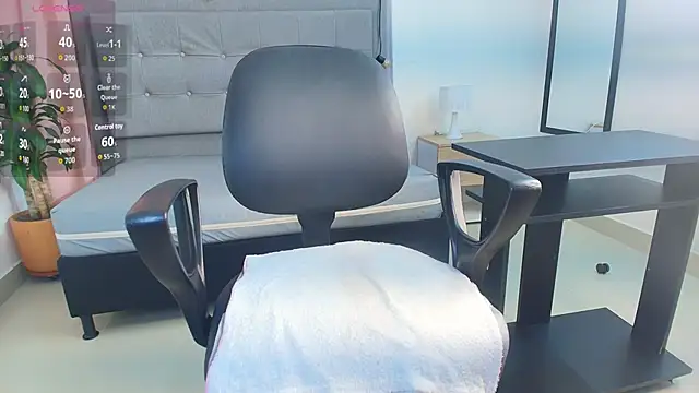 saray reese online show from October 22, 2025, 12:48 pm