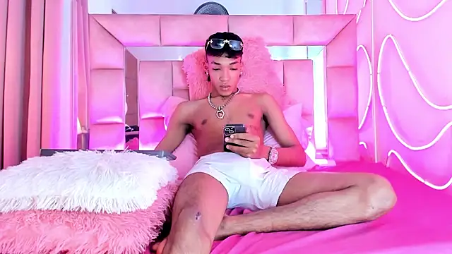 Lucass Blaze online show from November 2, 2025, 9:42 pm