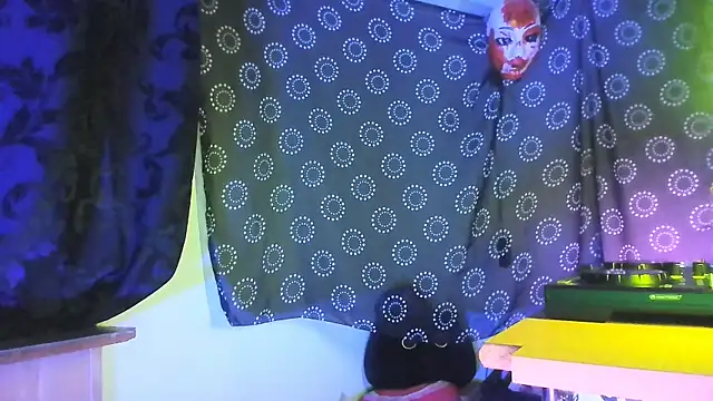 DjDiCKmannOnE online show from February 10, 2026, 2:21 am