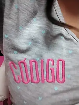 Snapshot of dyjaA chatting on October 31, 2025, 10:23 am dyjaA online show from October 31, 2025, 10:23 am