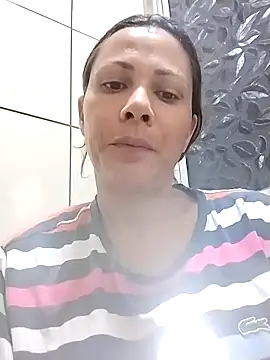 Snapshot of dyjaA chatting on September 22, 2025, 10:21 am dyjaA online show from September 22, 2025, 10:21 am