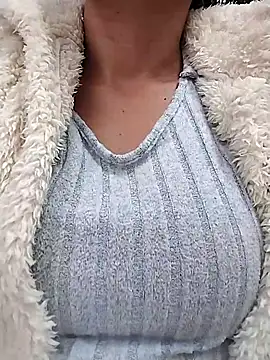 Snapshot of dyjaA chatting on September 24, 2025, 12:44 pm dyjaA online show from September 24, 2025, 12:44 pm