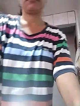 Snapshot of dyjaA chatting on October 2, 2025, 11:02 am dyjaA online show from October 2, 2025, 11:02 am