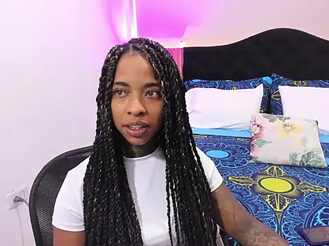 Pauline Fox online show from April 10, 2026, 3:02 am