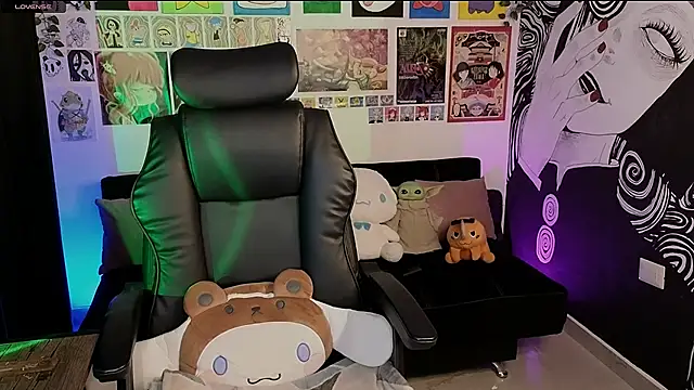 Snapshot of Yuhwan_ chatting on September 26, 2025, 11:11 pm Yuhwan online show from September 26, 2025, 11:11 pm