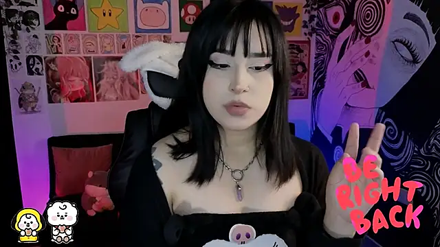 Yuhwan  online show from February 19, 2026, 11:23 pm