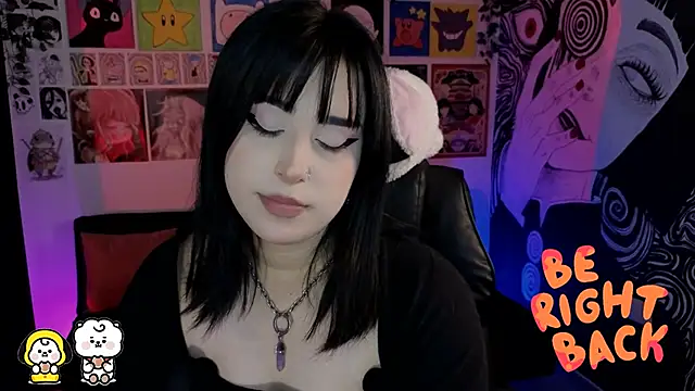 Yuhwan  online show from February 3, 2026, 1:38 am