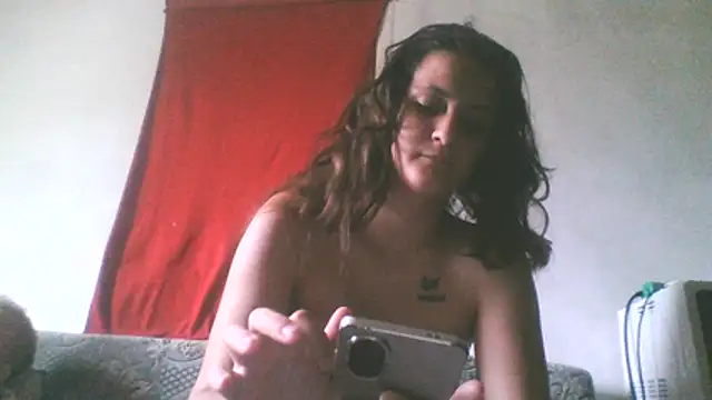 Themaskedgirl21 online show from July 13, 2026, 12:48 pm