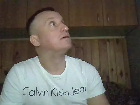 Maksymilian1 online show from November 29, 2025, 3:23 pm