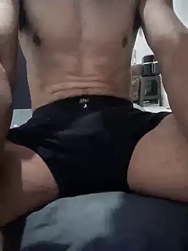 Yucsingl1 online show from April 7, 2026, 2:46 am