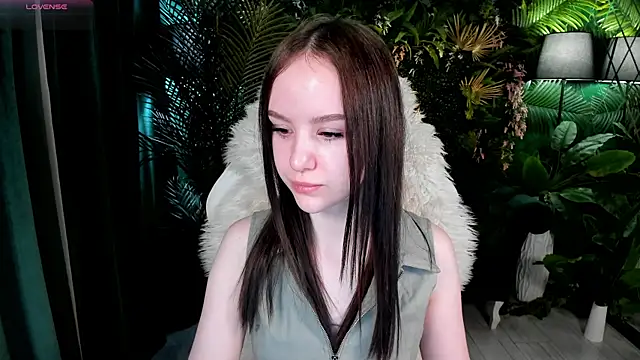 Snapshot of MarySparkle chatting on October 6, 2025, 3:19 am MarySparkle online show from October 6, 2025, 3:19 am