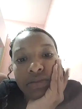 Snapshot of sweet_seductioon chatting on October 7, 2025, 1:50 am sweet seductioon online show from October 7, 2025, 1:50 am