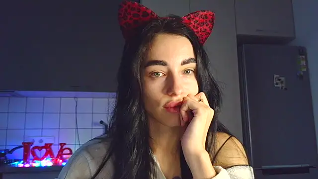 EvaMelnik online show from October 12, 2025, 3:13 pm