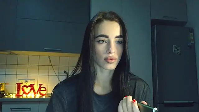 EvaMelnik online show from September 15, 2025, 4:29 pm
