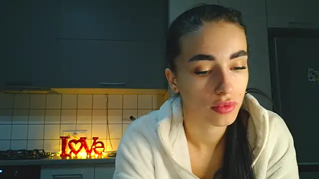 EvaMelnik online show from October 10, 2025, 4:30 pm