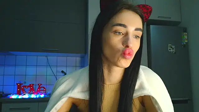 EvaMelnik online show from October 27, 2025, 3:46 pm